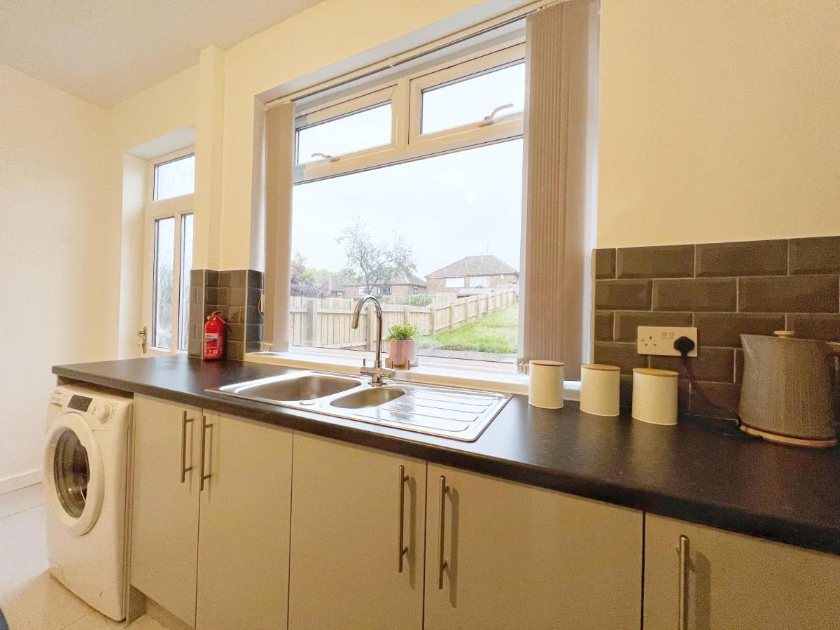 Cheerful 3 Bedroom Home With Netflix And Wi-Fi Middleton  Exteriör bild
